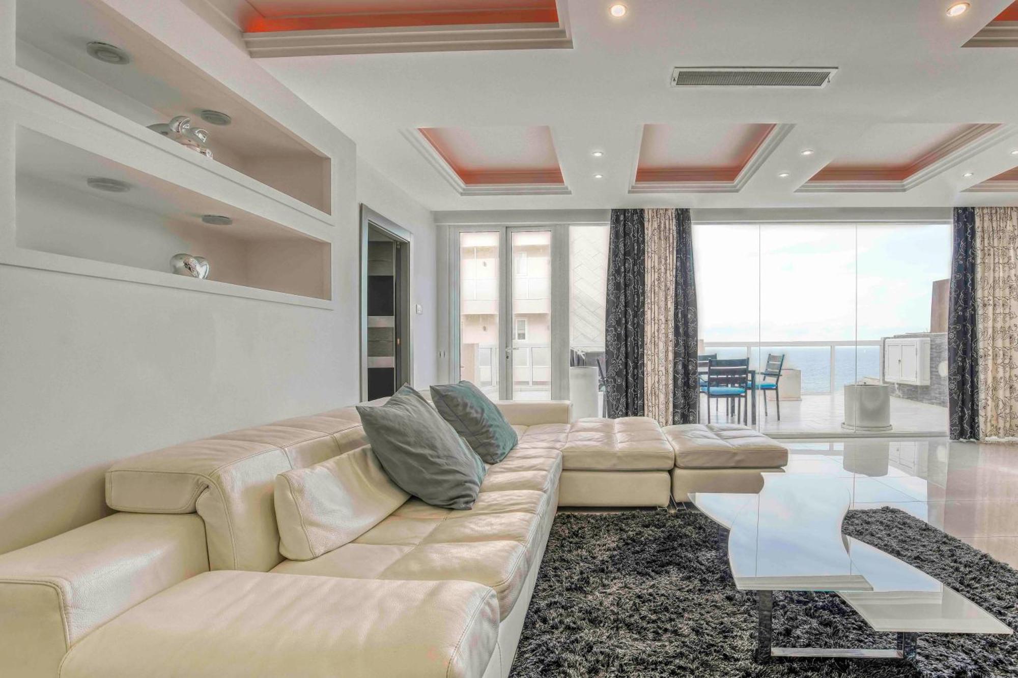 דירות Oceanfront 3Br Penthouse Luxury & Views In סליאמה מראה חיצוני תמונה