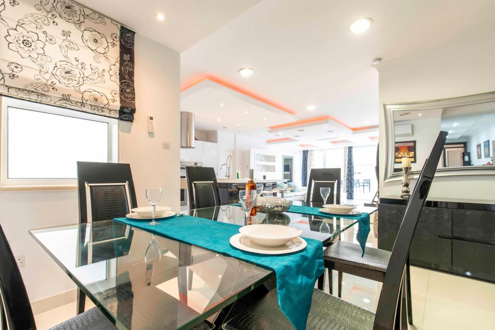 דירות Oceanfront 3Br Penthouse Luxury & Views In סליאמה מראה חיצוני תמונה